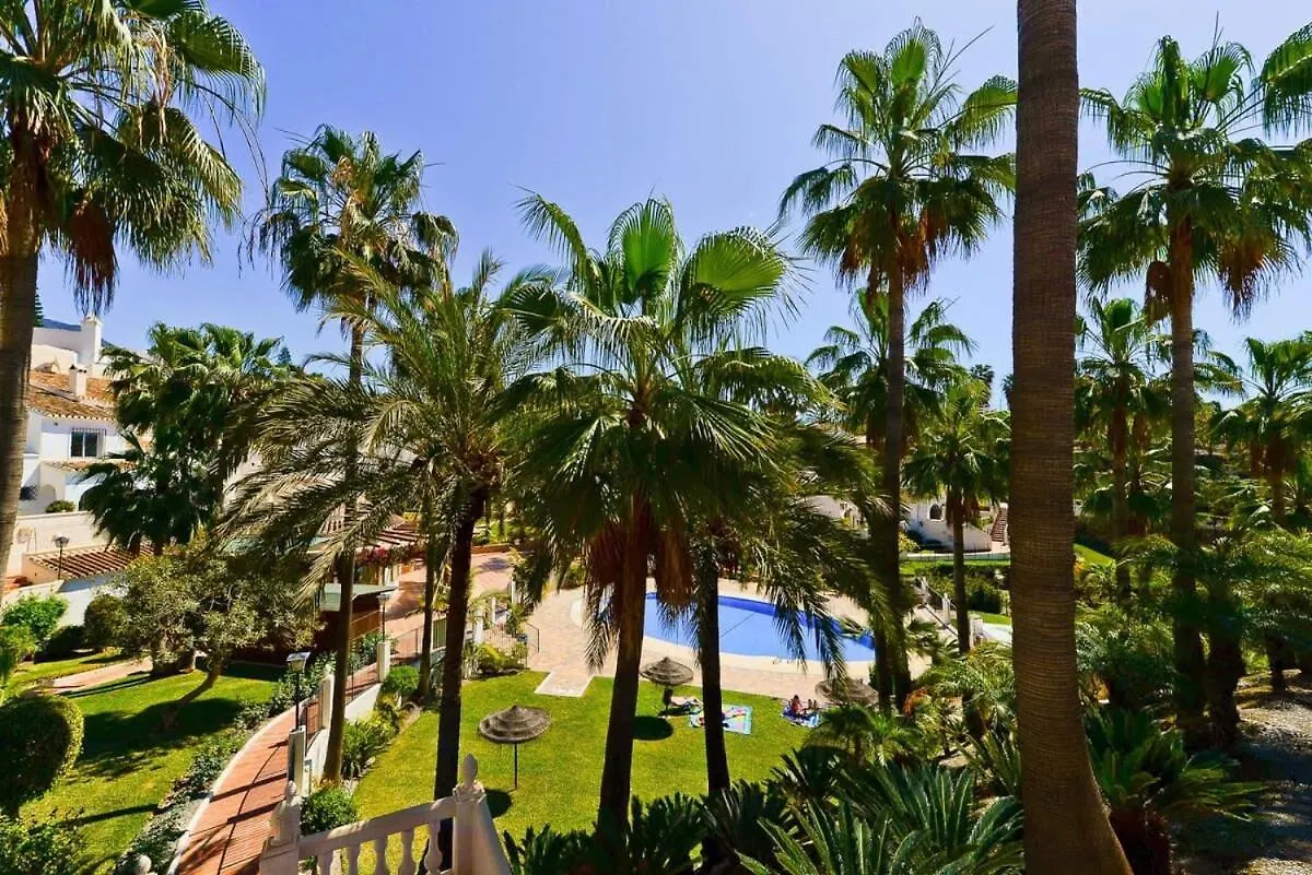 Villa Oasis 네르하